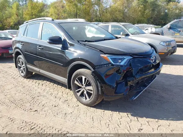2T3RFREV3GW519421 2016 TOYOTA RAV 4 - Image 1