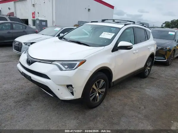 2T3RFREV3GW520939 2016 TOYOTA RAV 4 - Image 2