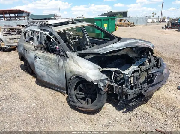 2T3RFREV3HW546703 2017 TOYOTA RAV 4 - Image 1