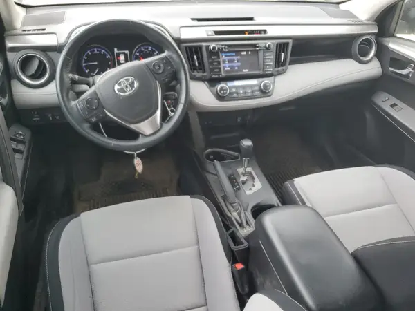 2T3RFREV3HW600632 2017 TOYOTA RAV 4 - Image 8