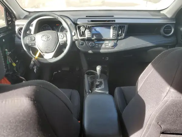 2T3RFREV3HW602316 2017 TOYOTA RAV 4 - Image 8