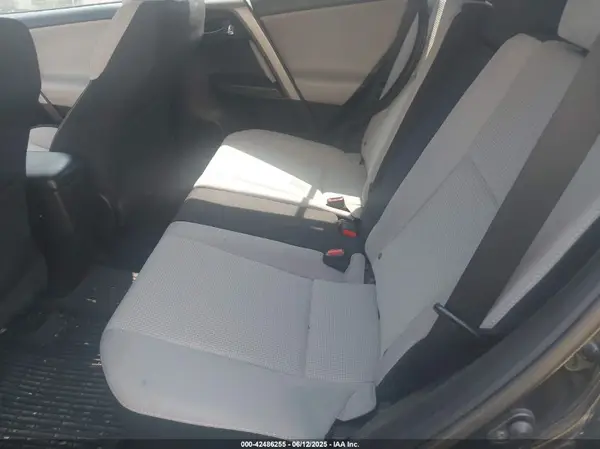 2T3RFREV3HW609976 2017 TOYOTA RAV 4 - Image 8