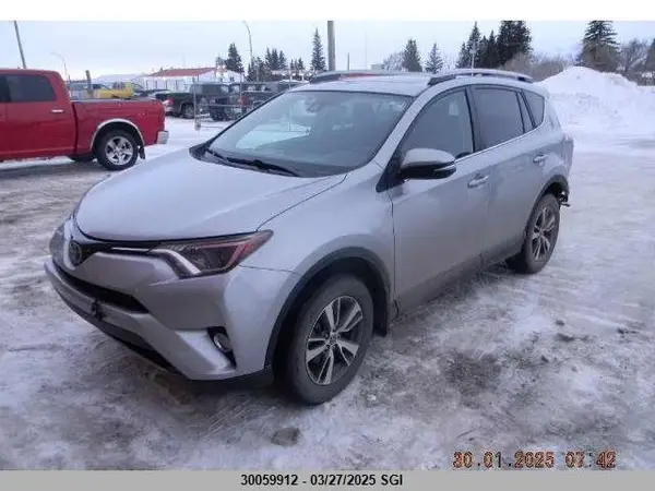 2T3RFREV3HW621903 2017 TOYOTA RAV 4 - Image 2