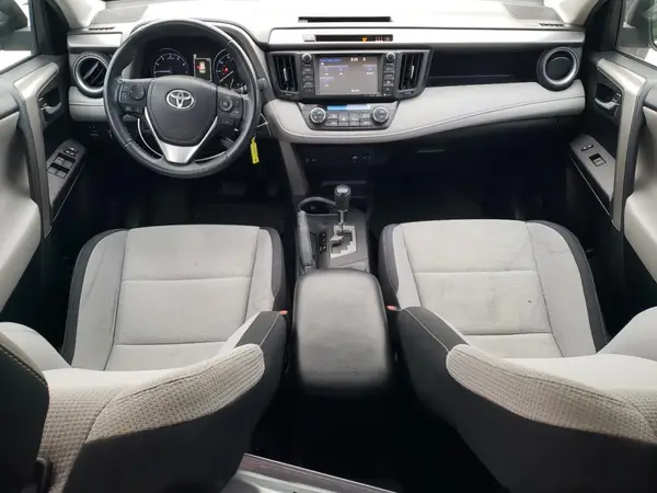 2T3RFREV3HW633596 2017 TOYOTA RAV 4 - Image 8