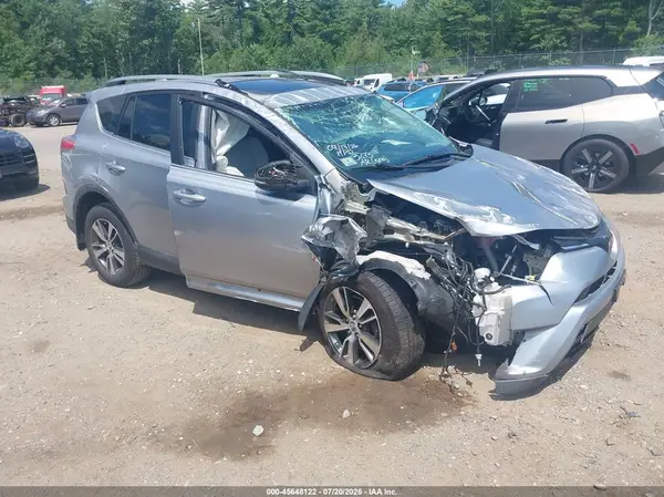 2T3RFREV3HW633873 2017 TOYOTA RAV 4 - Image 1