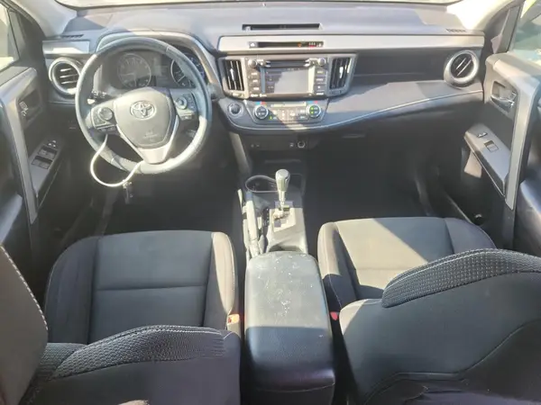 2017 TOYOTA RAV 4 COPART lot 80132875 auction photo 7