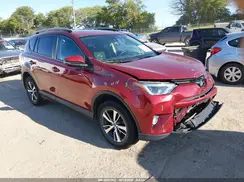 2T3RFREV3JW715737 2018 TOYOTA RAV 4