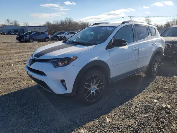 2T3RFREV3JW734854 2018 TOYOTA RAV 4 - Image 1