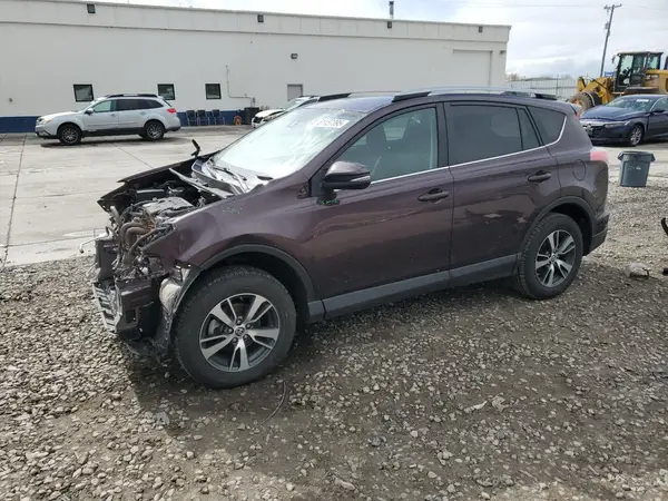 2T3RFREV3JW778241 2018 TOYOTA RAV 4 - Image 1