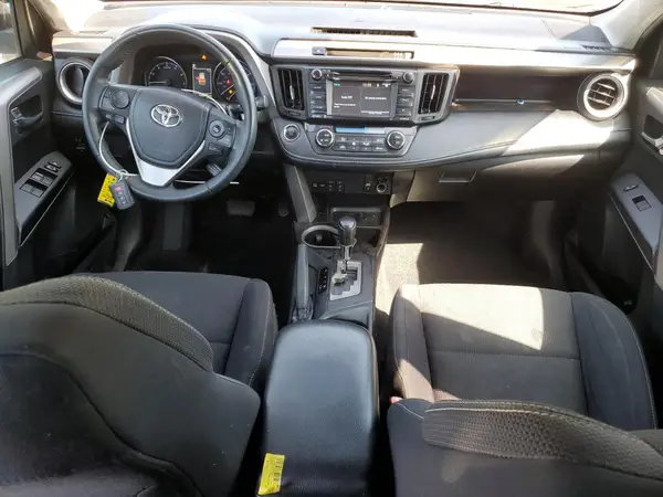 2018 TOYOTA RAV 4 auction photo 8