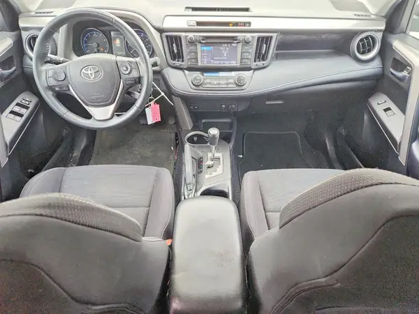 2018 TOYOTA RAV 4 auction photo 8