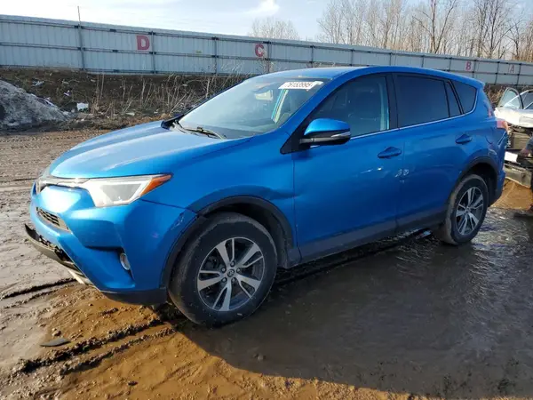 2T3RFREV3JW797968 2018 TOYOTA RAV 4 - Image 1