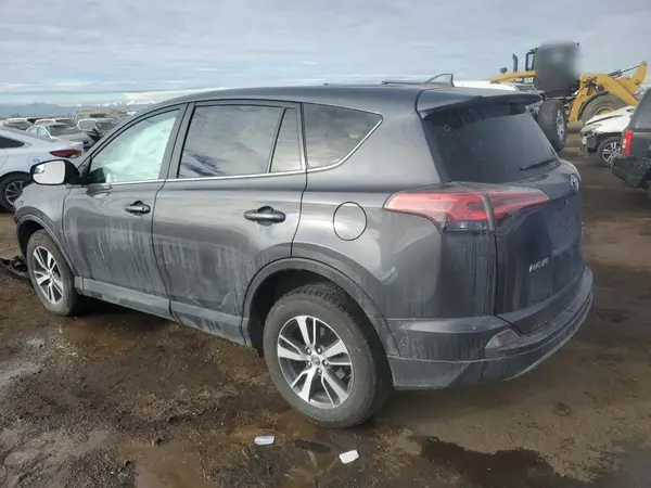 2T3RFREV3JW800500 2018 TOYOTA RAV 4 - Image 2