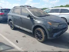 2T3RFREV3JW810332 2018 TOYOTA RAV 4
