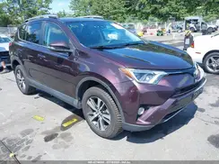 2T3RFREV3JW813229 2018 TOYOTA RAV 4