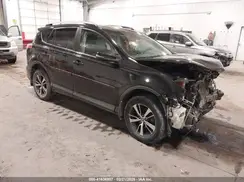 2T3RFREV3JW817989 2018 TOYOTA RAV 4