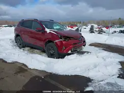 2T3RFREV3JW819192 2018 TOYOTA RAV 4