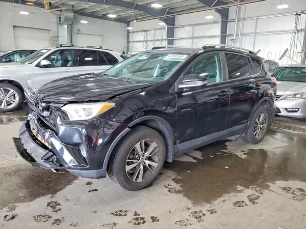 2T3RFREV3JW823226 2018 TOYOTA RAV 4 - Image 1