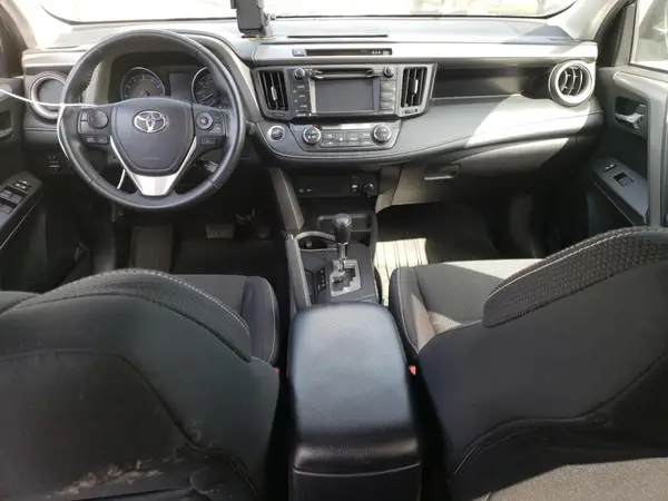 2T3RFREV3JW842942 2018 TOYOTA RAV 4 - Image 8