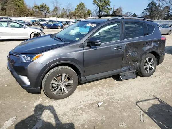 2T3RFREV3JW848384 2018 TOYOTA RAV 4 - Image 1