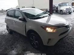 2T3RFREV3JW848806 2018 TOYOTA RAV 4