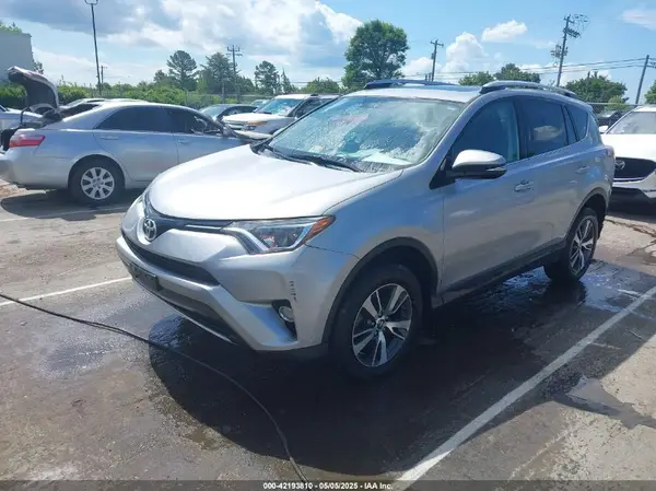 2T3RFREV4GW426729 2016 TOYOTA RAV 4 - Image 2