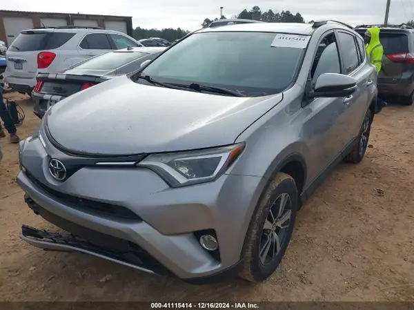 2T3RFREV4GW431980 2016 TOYOTA RAV 4 - Image 2