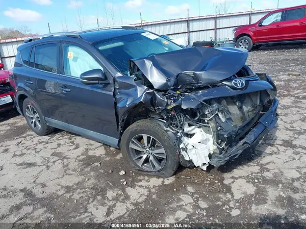 2T3RFREV4GW437875 2016 TOYOTA RAV 4 - Image 1