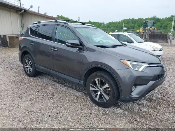 2T3RFREV4GW494108 2016 TOYOTA RAV 4 - Image 1