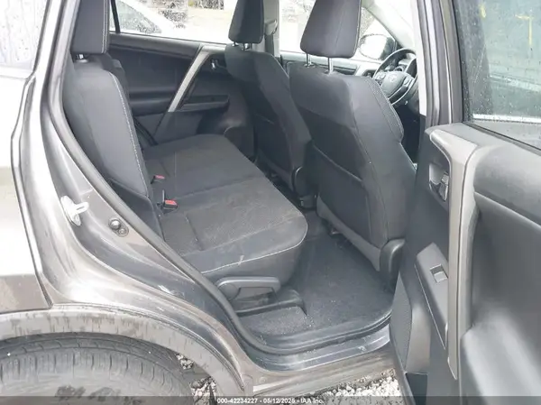 2T3RFREV4GW494108 2016 TOYOTA RAV 4 - Image 8