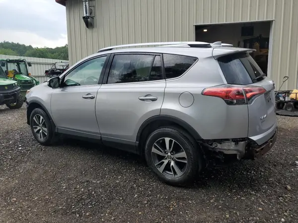 2T3RFREV4GW511425 2016 TOYOTA RAV 4 - Image 2