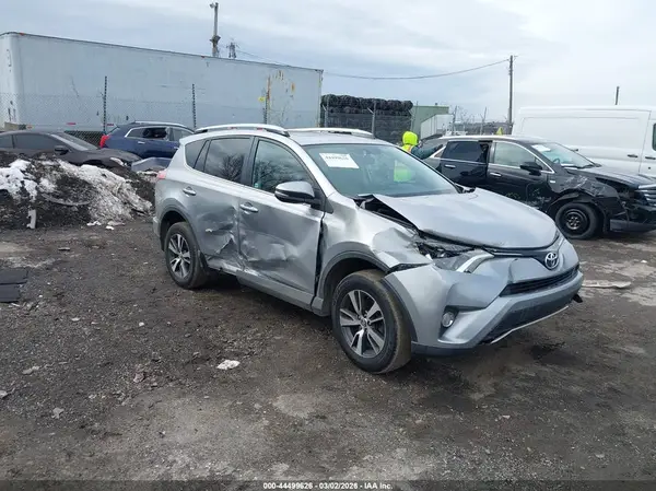 2T3RFREV4GW512946 2016 TOYOTA RAV 4 - Image 1