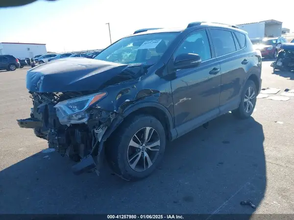 2T3RFREV4GW535935 2016 TOYOTA RAV 4 - Image 2