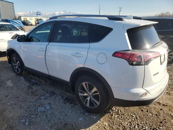 2T3RFREV4HW561016 2017 TOYOTA RAV 4 - Image 2