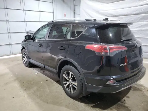 2T3RFREV4HW579533 2017 TOYOTA RAV 4 - Image 2