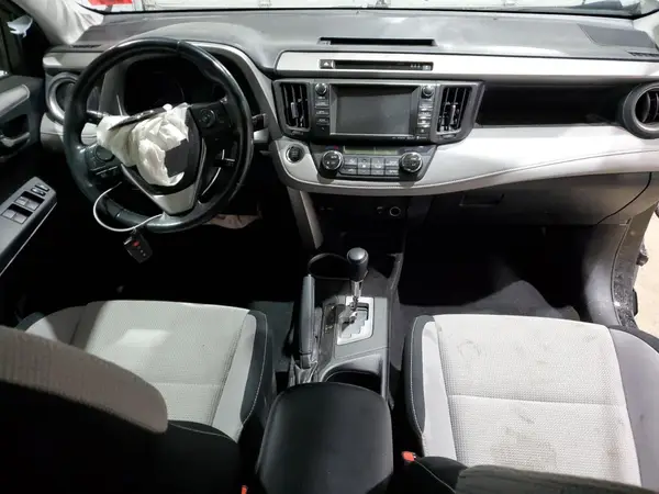 2T3RFREV4HW579533 2017 TOYOTA RAV 4 - Image 8