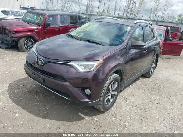 2T3RFREV4HW586563 2017 TOYOTA RAV 4 - Image 2