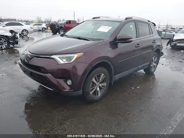 2T3RFREV4HW595506 2017 TOYOTA RAV 4 - Image 2