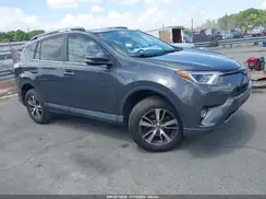 2T3RFREV4JW719764 2018 TOYOTA RAV 4