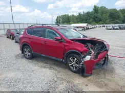 2T3RFREV4JW725807 2018 TOYOTA RAV 4