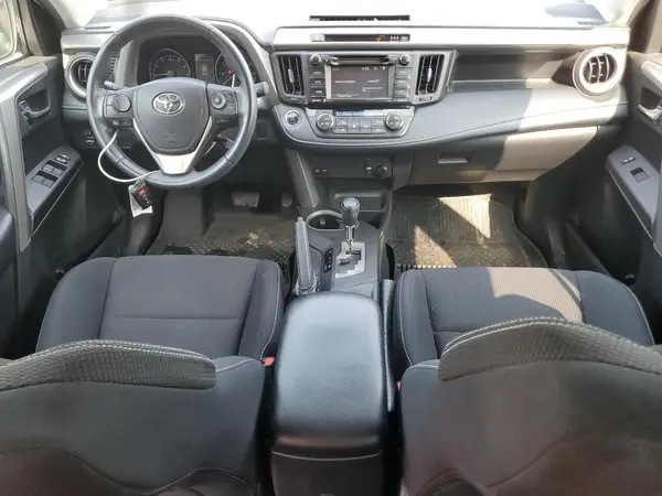 2T3RFREV4JW732739 2018 TOYOTA RAV 4 - Image 8
