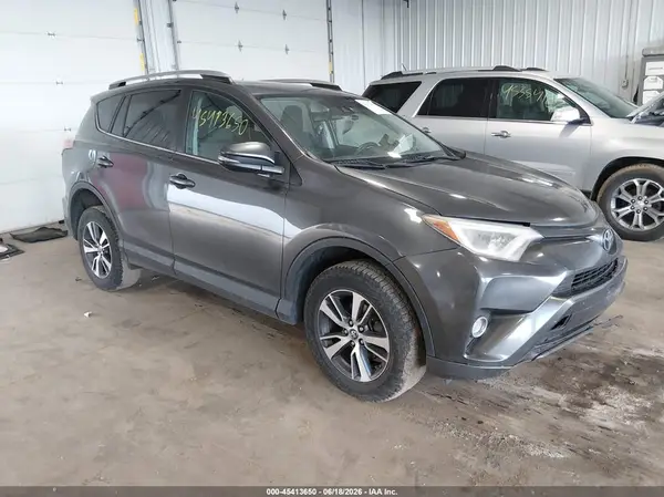 2T3RFREV4JW734622 2018 TOYOTA RAV 4 - Image 1