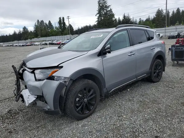 2T3RFREV4JW737147 2018 TOYOTA RAV 4 - Image 1
