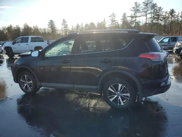 2T3RFREV4JW738847 2018 TOYOTA RAV 4 - Image 2