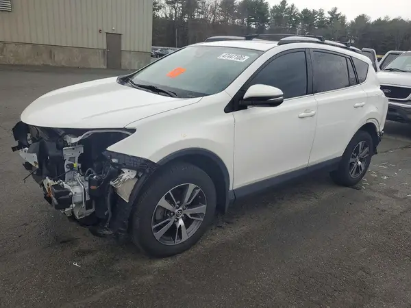 2T3RFREV4JW743272 2018 TOYOTA RAV 4 - Image 1