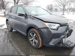 2T3RFREV4JW743935 2018 TOYOTA RAV 4