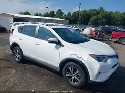 2T3RFREV4JW743997 2018 TOYOTA RAV 4