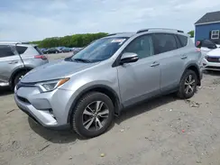 2T3RFREV4JW748472 2018 TOYOTA RAV 4