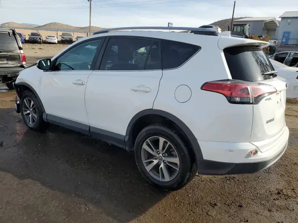 2T3RFREV4JW750125 2018 TOYOTA RAV 4 - Image 2