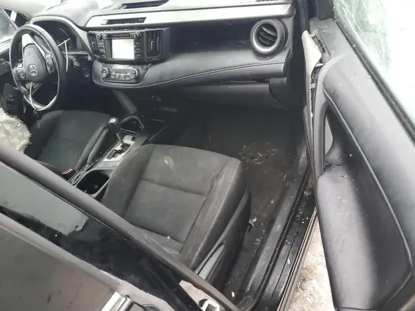 2T3RFREV4JW789667 2018 TOYOTA RAV 4 - Image 8